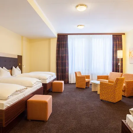 Отель Western Аугсбург