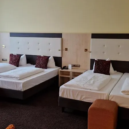 Отель Western 3*