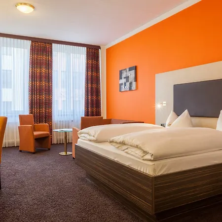 Отель Western 3*