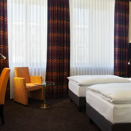 Отель Western 3*